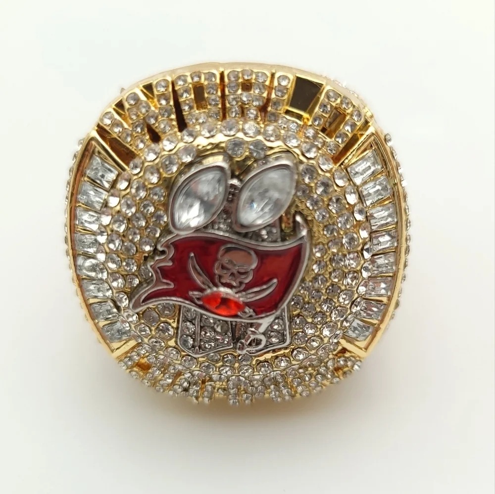 Tampa Bay Buccaneers 2021 Super Bowl Championship Ring Fan Edition Tom Brady‎